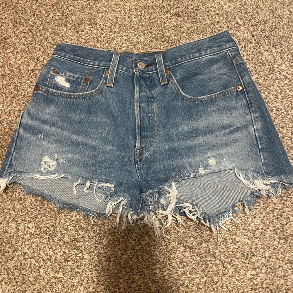 Levi’s shorts